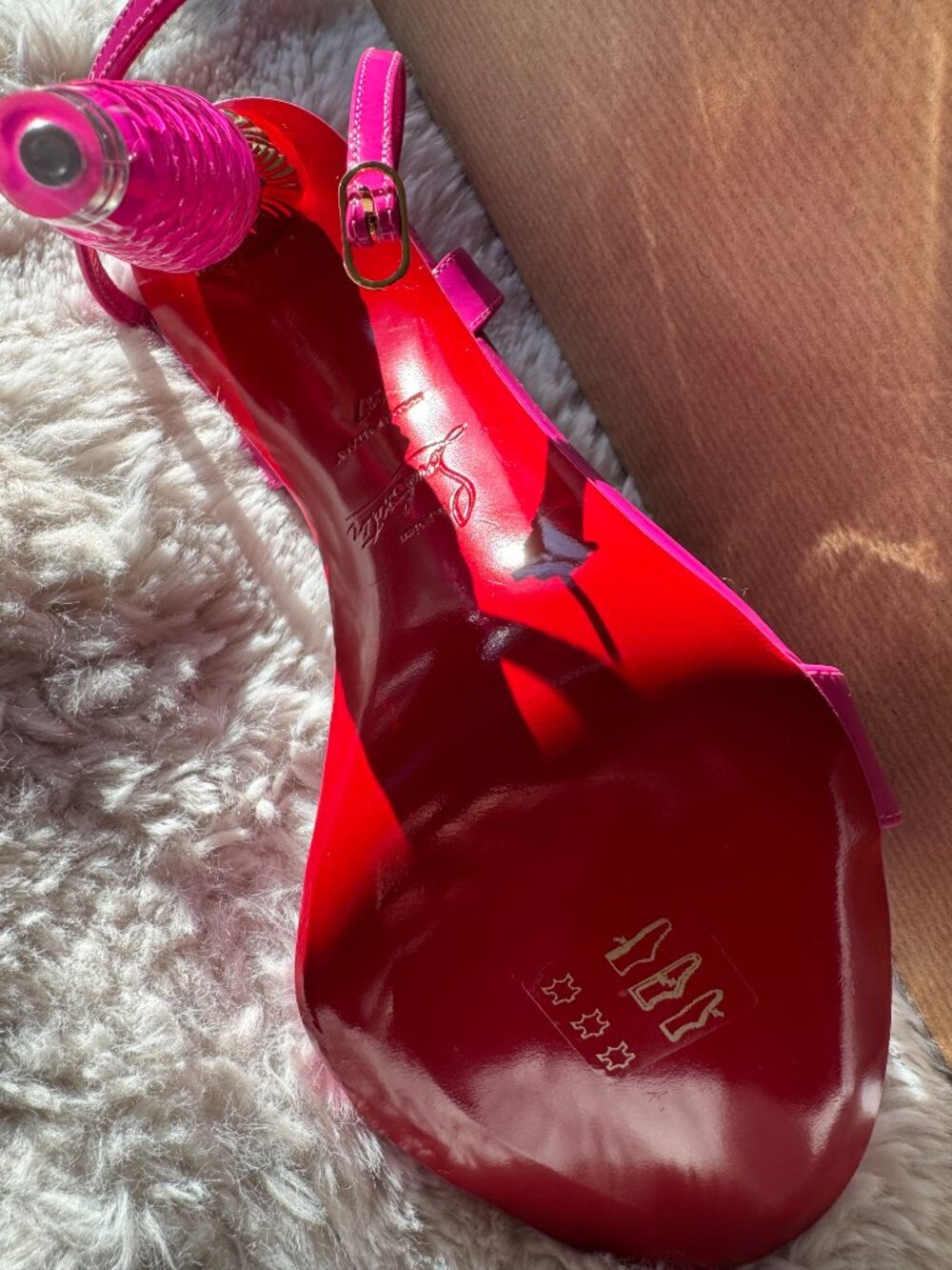 Christian Louboutin Lipgloss Spike Accents Pumps - Picture 2 of 4